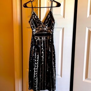 Express Sequins Dress (black/silver) sz small